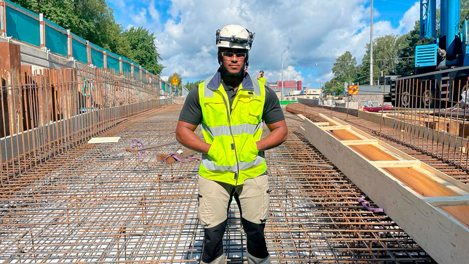 Isot hankkeet innostavat sairaalahankkeella työskentelevää työnjohtoharjoittelijaa